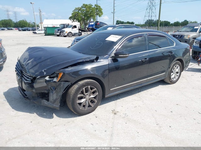 Продаж на аукціоні авто 2017 Volkswagen Passat 1.8t S, vin: 1VWAT7A31HC019158, номер лоту: 42302887