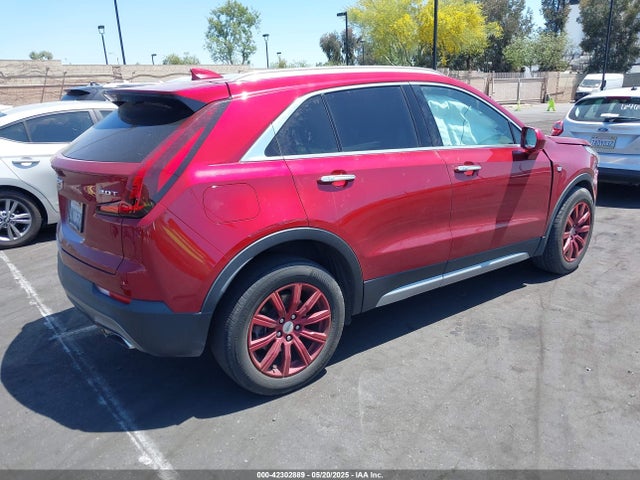 2019 CADILLAC XT4 1GYFZCR40KF136453 Photo 3