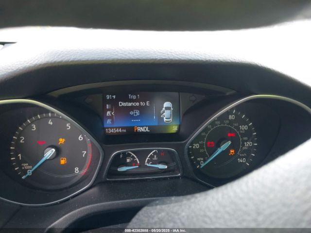 1FADP3K23JL250495 Ford FOCUS SE