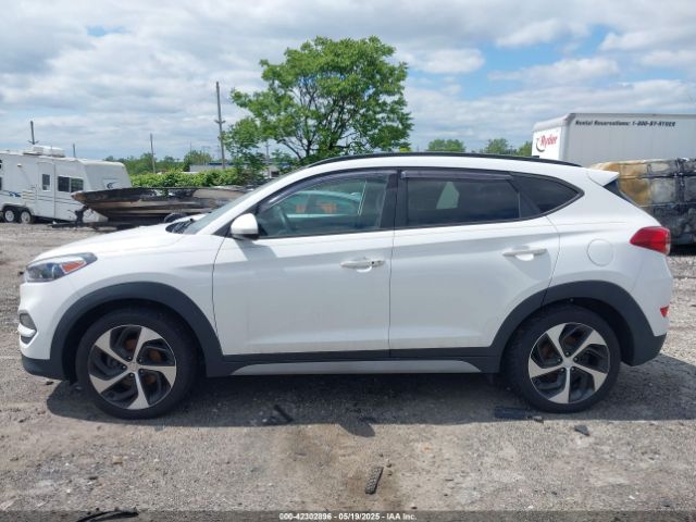 KM8J3CA26JU639776 Hyundai Tucson Value