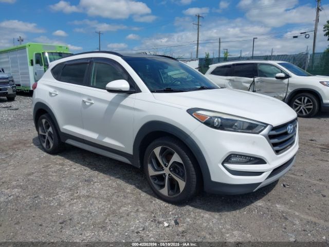 KM8J3CA26JU639776 Hyundai Tucson Value