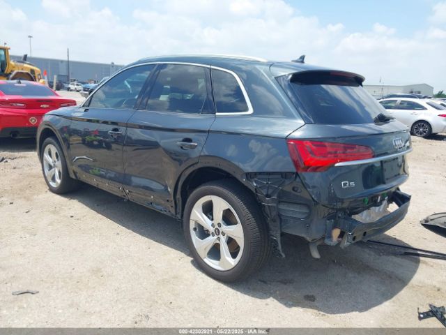 2021 AUDI Q5 WA1CAAFY6M2114408 Photo 2
