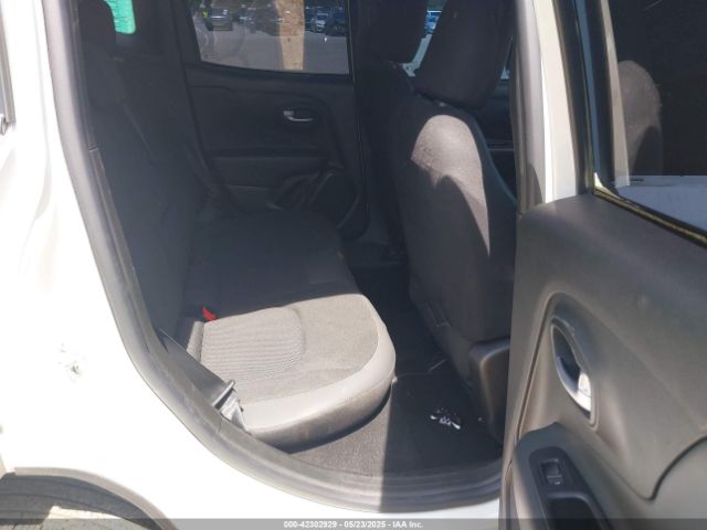ZACNJBBB4KPK54687 Jeep Renegade Altitude 4x4