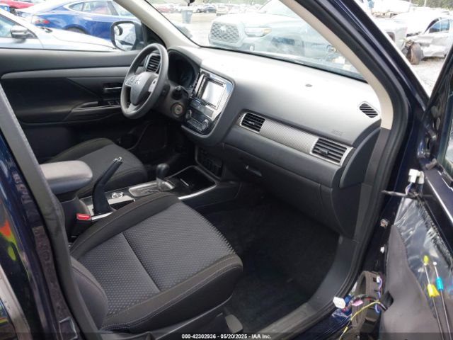 2018 MITSUBISHI OUTLANDER JA4AZ3A36JJ001146 Photo 4