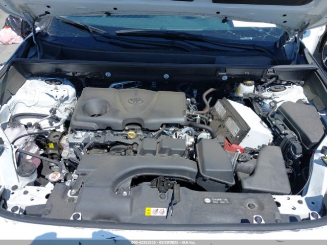 2T3K1RFV5RW337477 Toyota RAV4 LE