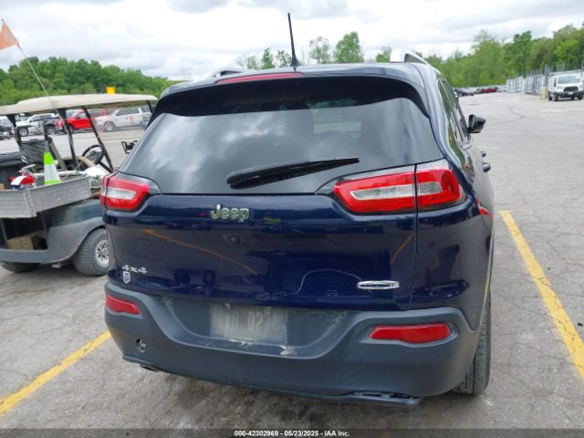 1C4PJMCB2GW145287 Jeep Cherokee Latitude