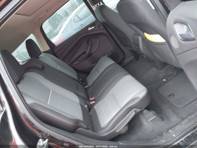 1FMCU0GX9EUE32876 Ford ESCAPE SE