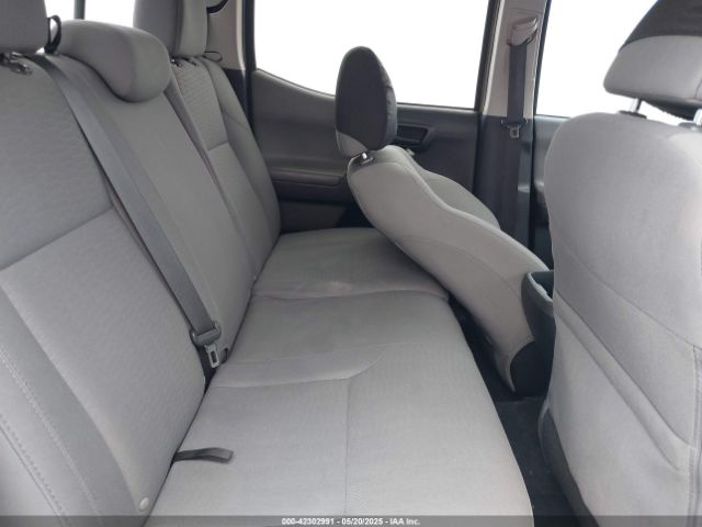 3TMAZ5CN9KM081207 Toyota Tacoma Sr5 V6