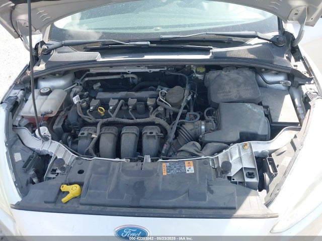 1FADP3F26FL261881 Ford FOCUS SE