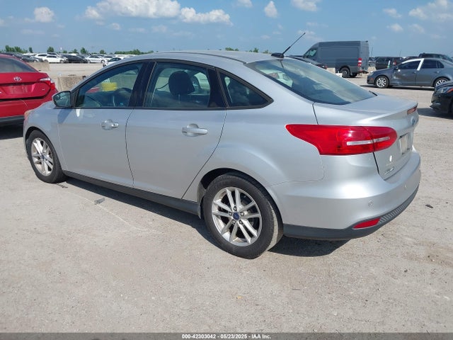 1FADP3F26FL261881 Ford FOCUS SE