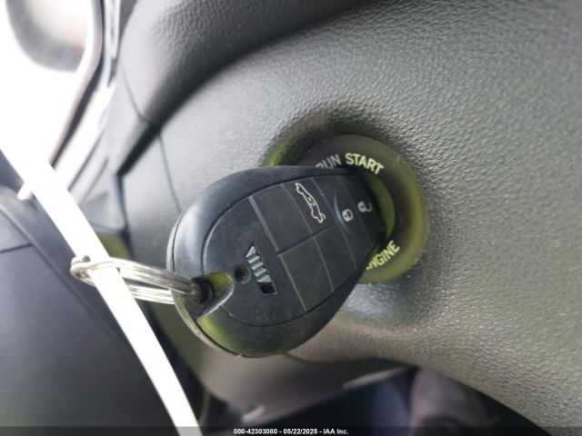 1C3CDFAA9FD410569 Dodge DART SE
