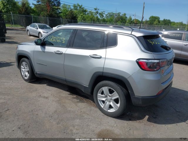 2022 JEEP COMPASS 3C4NJCBB6NT182719 Photo 2