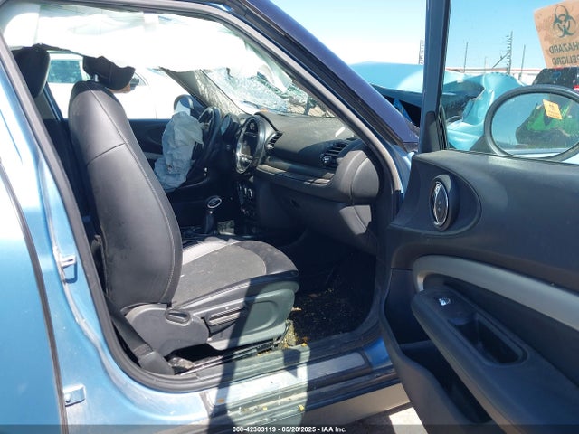 2016 MINI CLUBMAN WMWLN5C51G2E30265 Photo 4