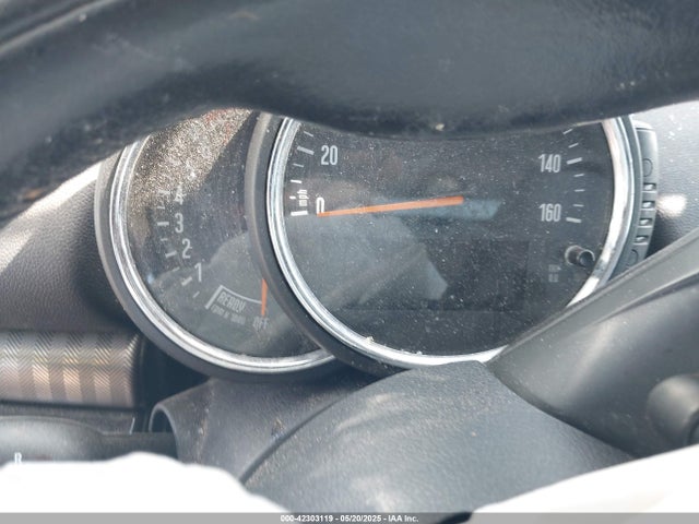 2016 MINI CLUBMAN WMWLN5C51G2E30265 Photo 6