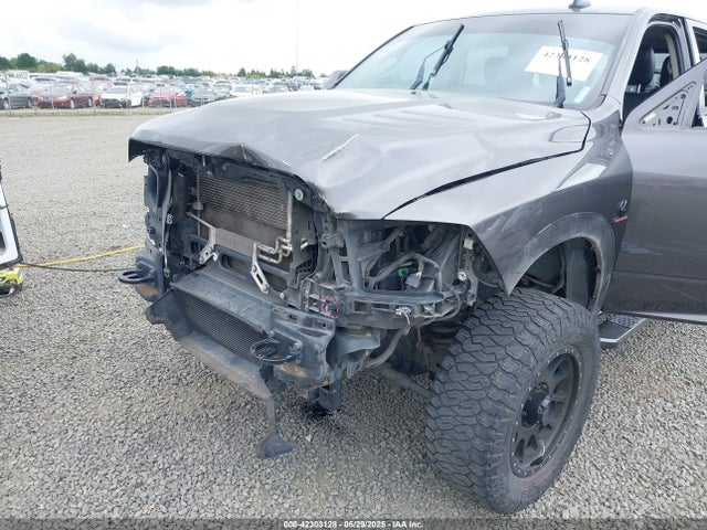 3C6UR5FL5JG218204 RAM 2500