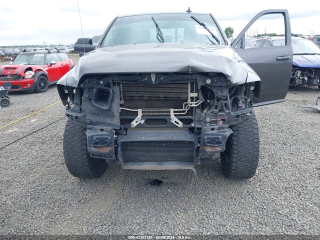 3C6UR5FL5JG218204 RAM 2500