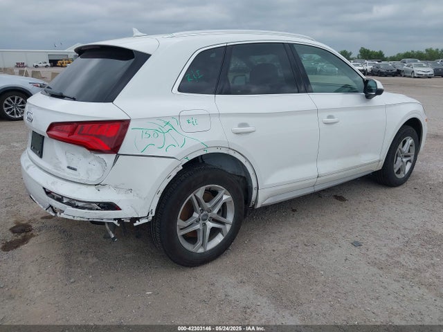 2019 AUDI Q5 WA1ANAFY9K2092462 Photo 3