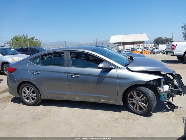 KMHD84LF9HU225664 Hyundai 2017