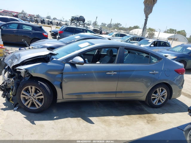 KMHD84LF9HU225664 Hyundai 2017
