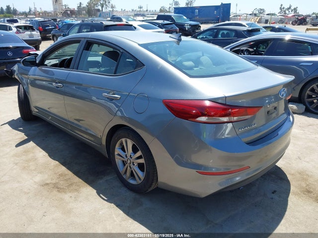 KMHD84LF9HU225664 Hyundai 2017