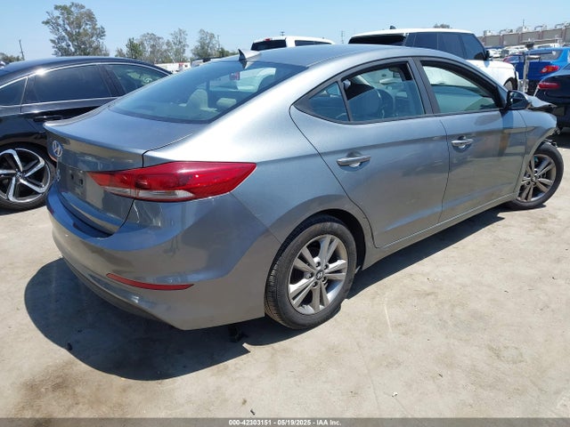 KMHD84LF9HU225664 Hyundai 2017