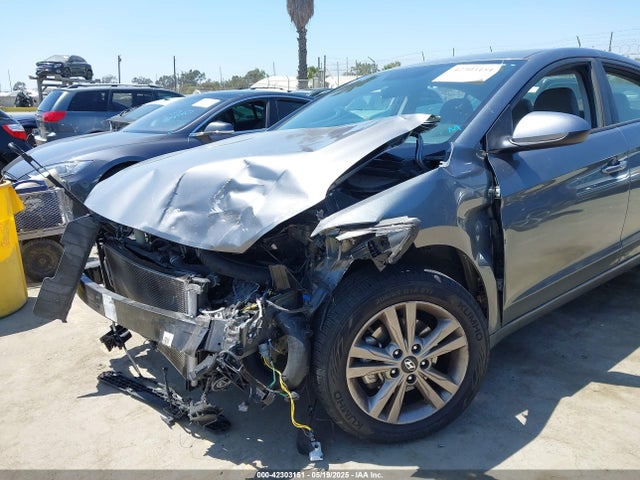 KMHD84LF9HU225664 Hyundai 2017