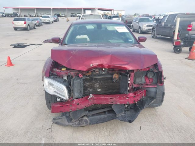 2C3CCAAG7JH285772 Chrysler 300 Touring L