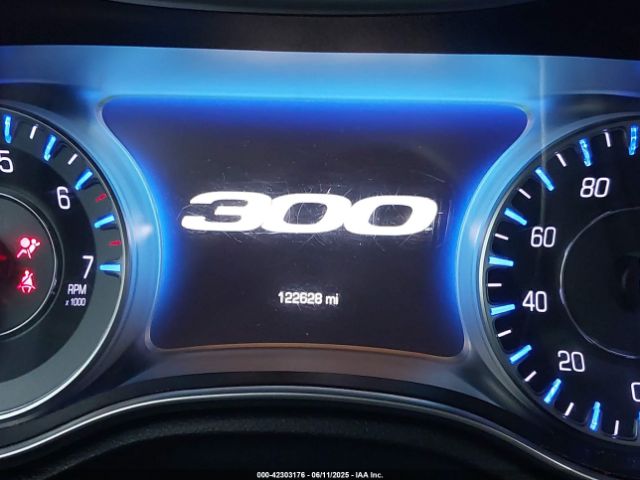 2C3CCAAG7JH285772 Chrysler 300 Touring L