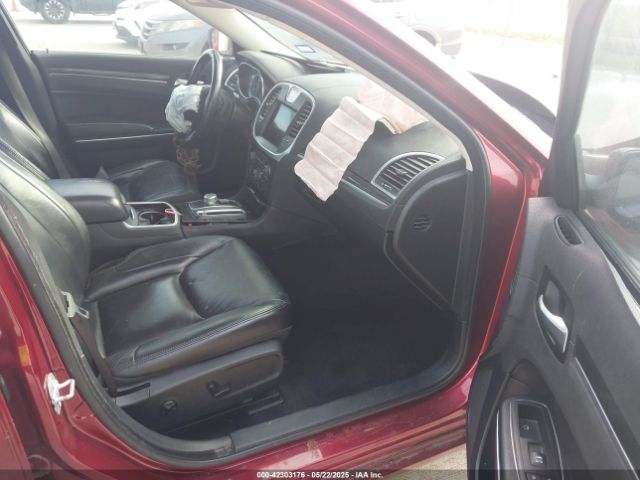 2018 CHRYSLER 300 2C3CCAAG7JH285772 Photo 4