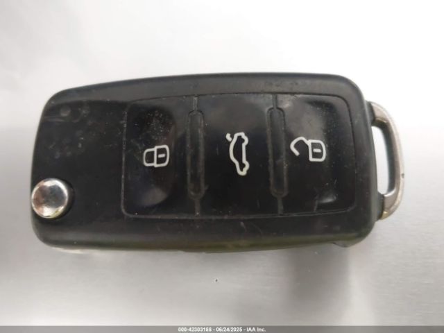 2015 VOLKSWAGEN BEETLE 3VWF17AT5FM653399 Photo 10