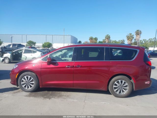 2C4RC1L76MR581285 Chrysler Pacifica Hybrid Touring L