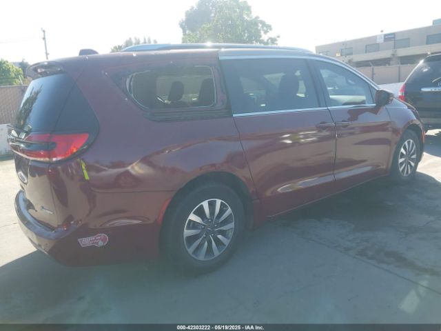 2021 CHRYSLER PACIFICA HYBRID 2C4RC1L76MR581285 Photo 3