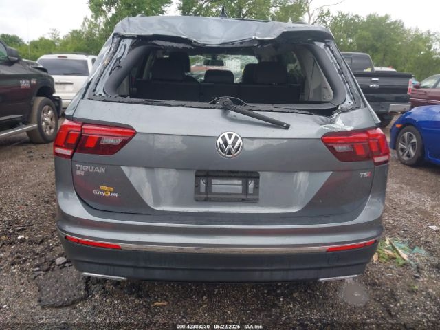 3VV3B7AX6JM213577 Volkswagen Tiguan