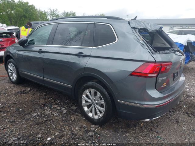 3VV3B7AX6JM213577 Volkswagen Tiguan