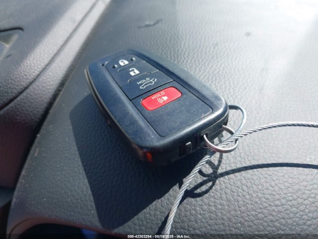 5TDZARAH7NS512484 Toyota Highlander Hybrid Le