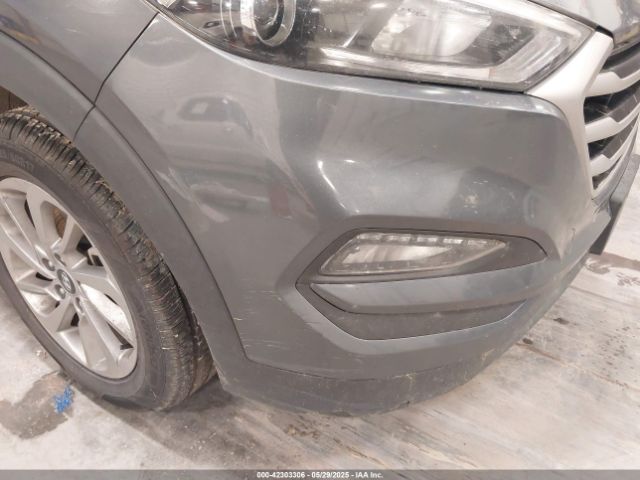 KM8J3CA48JU684221 Hyundai TUCSON SEL