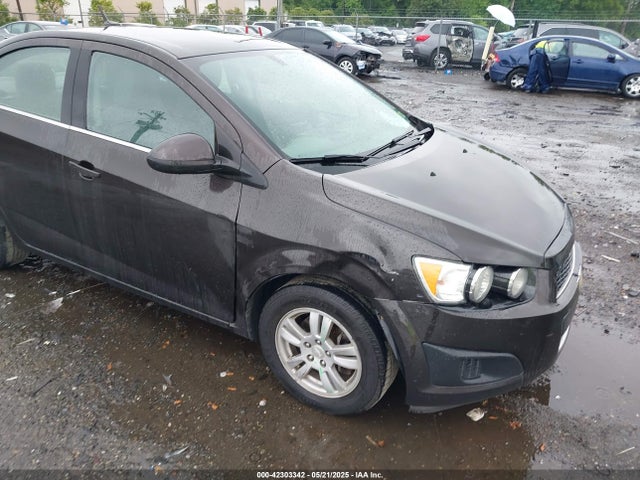 1G1JC5SH6E4243834 Chevrolet Sonic Lt Auto