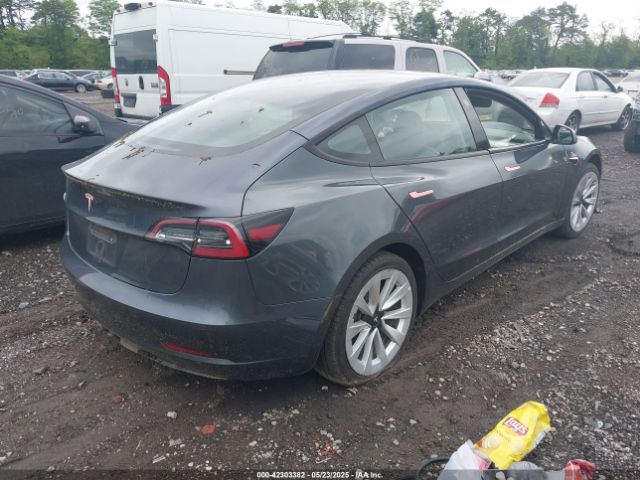 5YJ3E1EA5NF185905 Tesla 2022