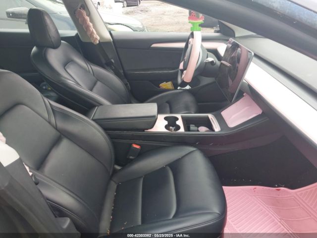 5YJ3E1EA5NF185905 Tesla 2022