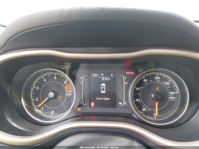 1C4PJMCBXJD601328 Jeep Cherokee Latitude 4x4