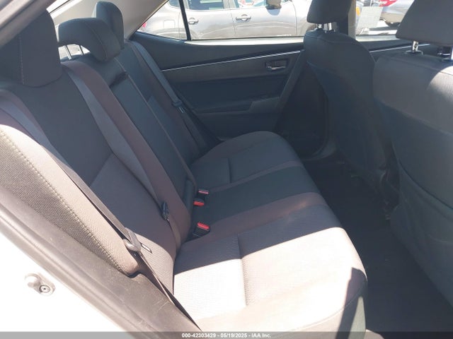 2T1BURHE5JC101432 Toyota COROLLA LE