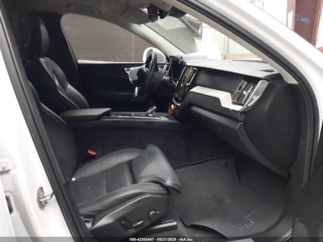 2022 VOLVO XC60 YV4062RL1N1947120 Photo 4