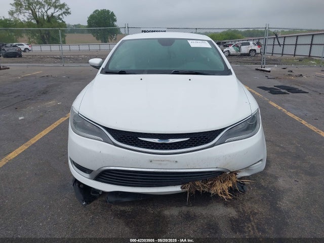 1C3CCCAB9HN511411 Chrysler 2017