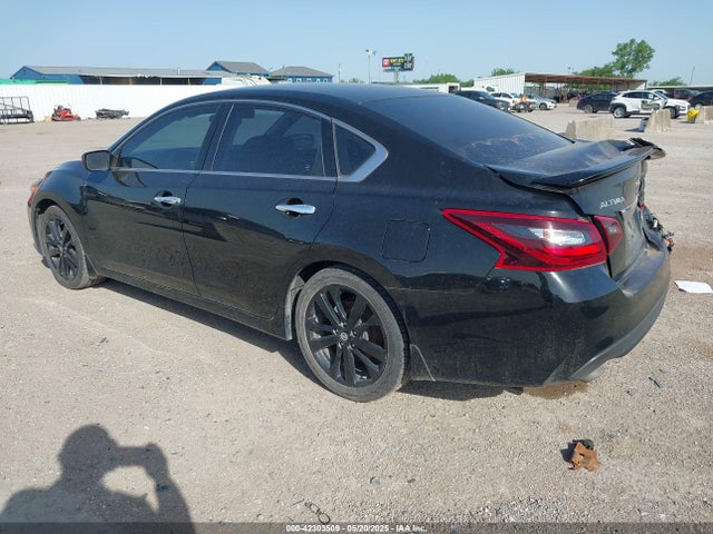 1N4AL3AP7HC298197 Nissan 2017
