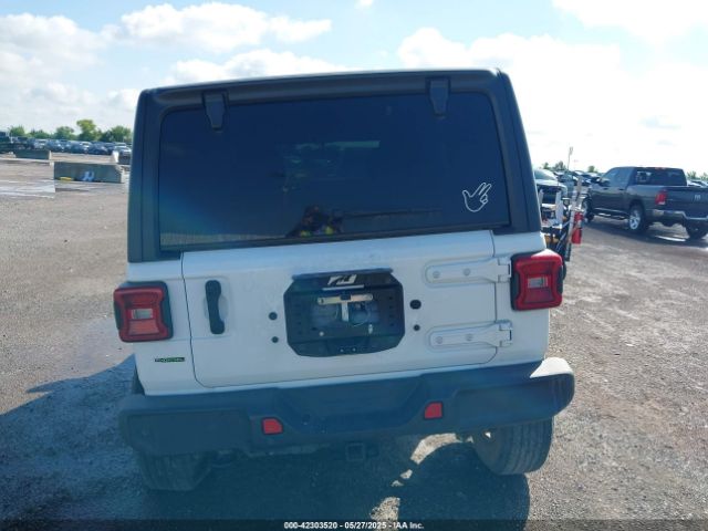 1C4HJXDM2LW262867 Jeep Wrangler Unlimited Sport S 4x4