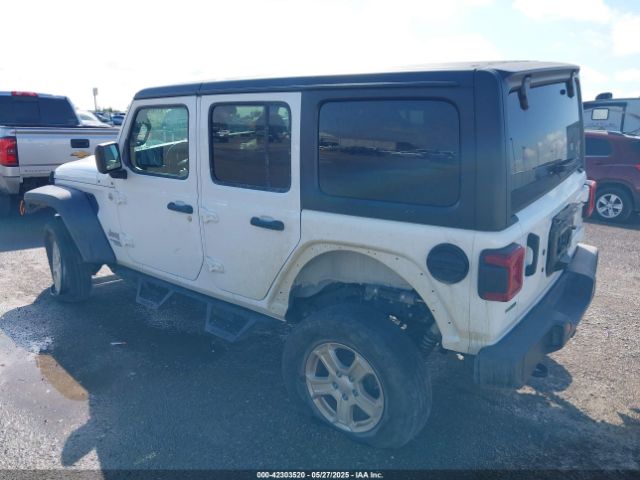 1C4HJXDM2LW262867 Jeep Wrangler Unlimited Sport S 4x4