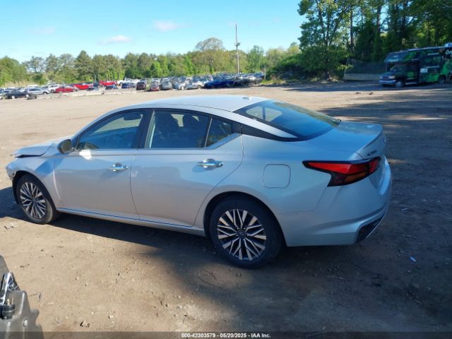 1N4BL4DW1RN359417 Nissan Altima Sv Intelligent Awd