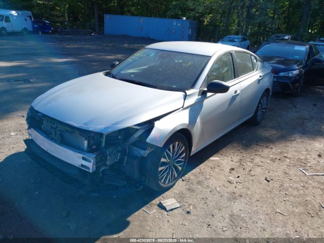 1N4BL4DW1RN359417 Nissan Altima Sv Intelligent Awd