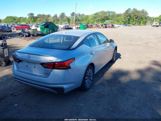 1N4BL4DW1RN359417 Nissan Altima Sv Intelligent Awd