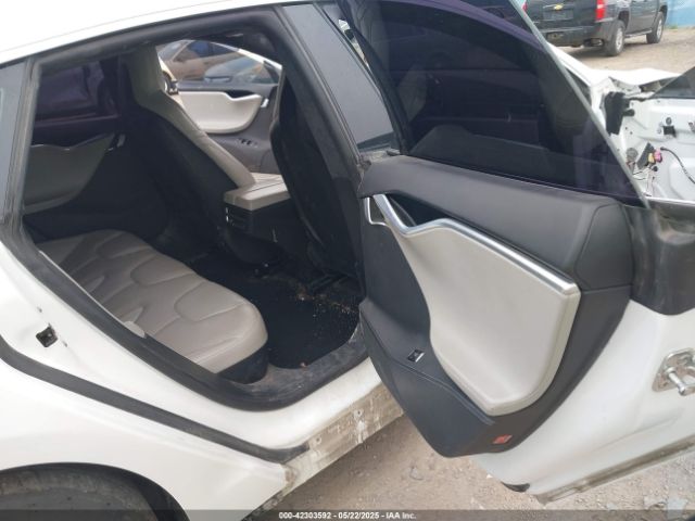 2015 TESLA MODEL S 5YJSA1E29FF103580 Photo 7